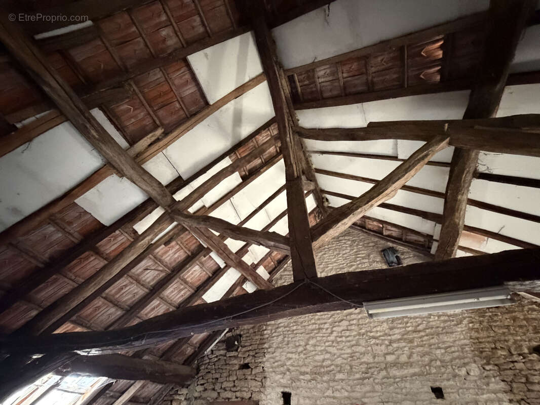 Autre à VENAREY-LES-LAUMES