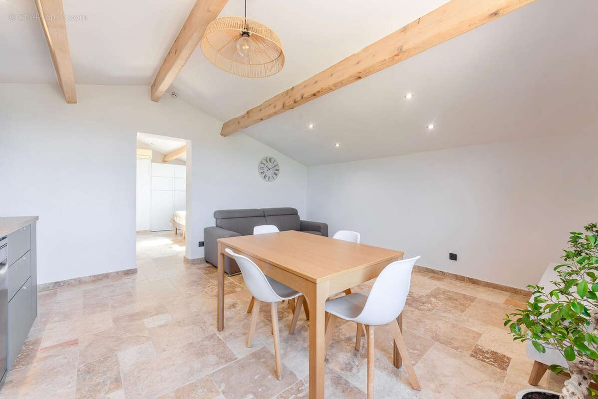 Maison à LA CADIERE-D&#039;AZUR