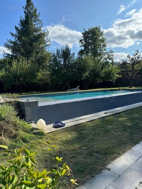 Appartement à GROSROUVRE