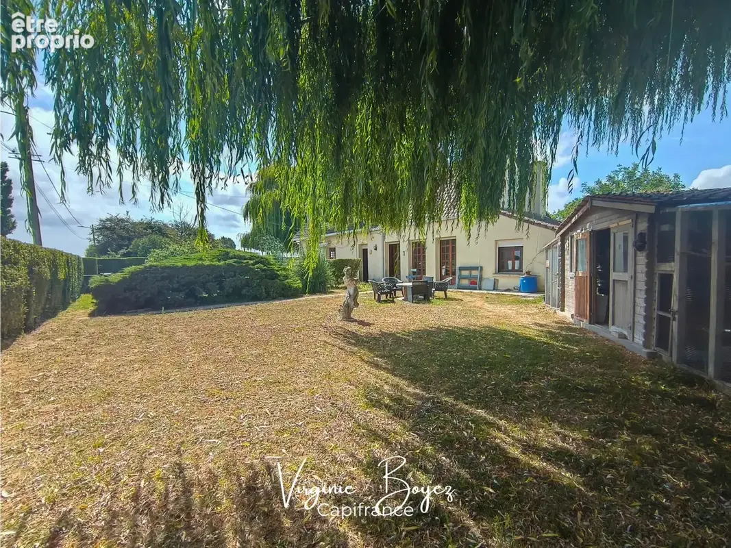 Exclusivité - Maison de 190 m² – 4 chambres – Terrain clos de 7 500 m² – Beau potentiel - Proche commodités - photo 2