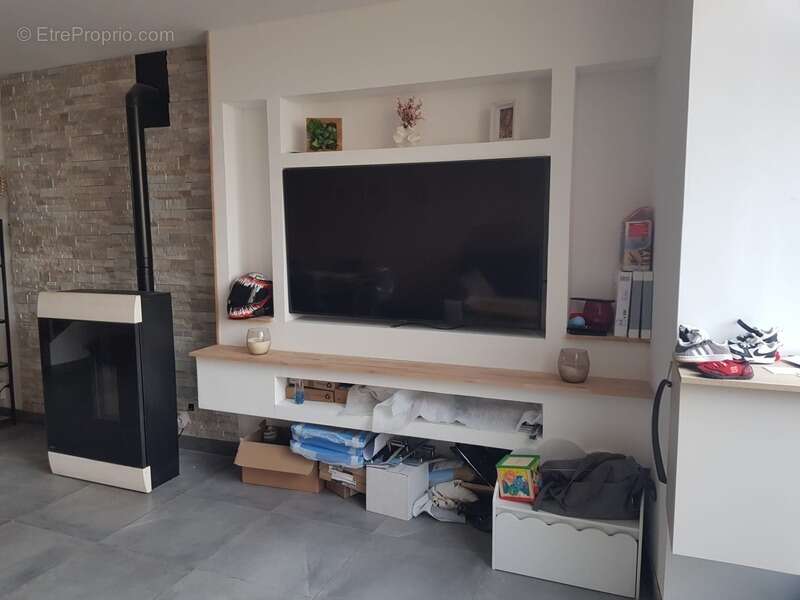 Maison à VILLECHENEVE