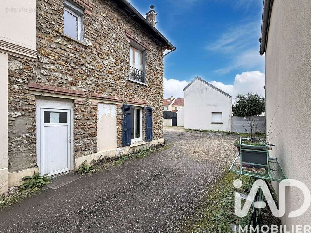 Photo 8 - Appartement à EPINAY-SUR-ORGE