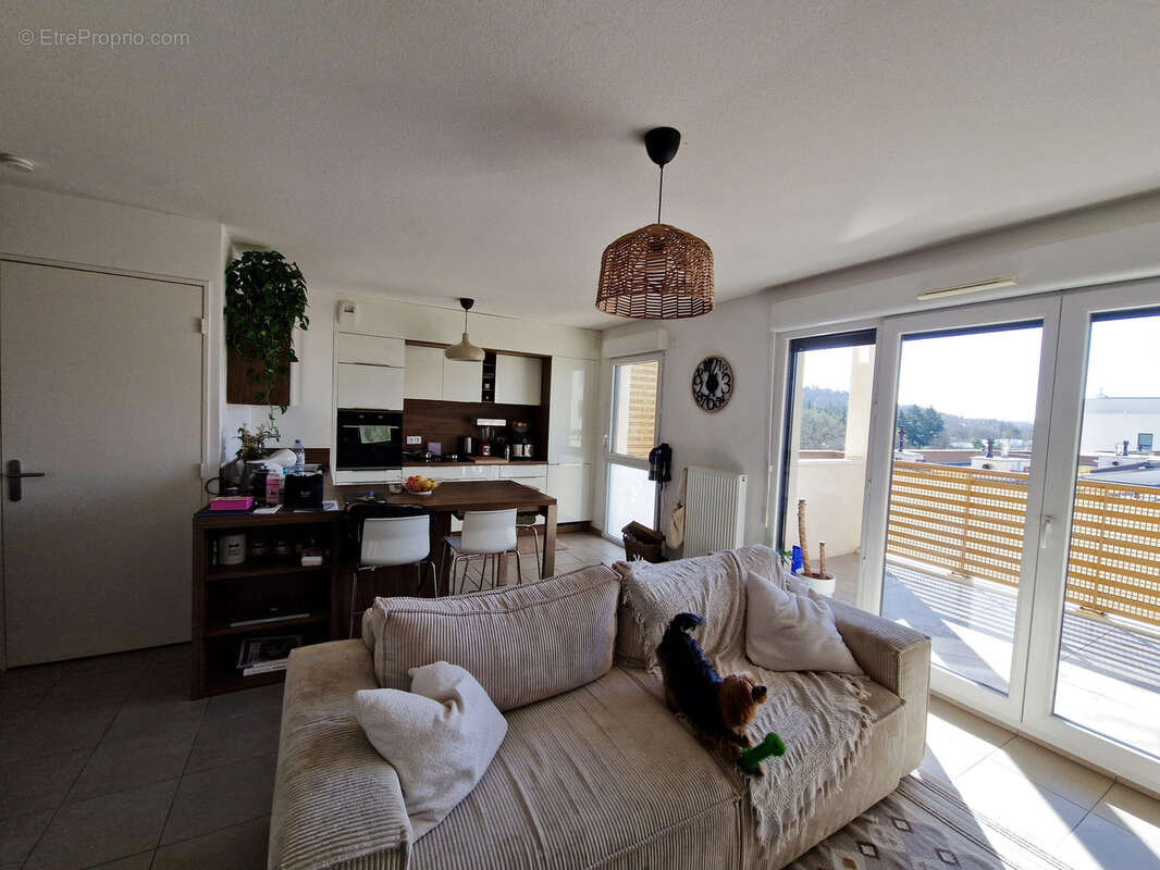 Appartement à BRIGNAIS