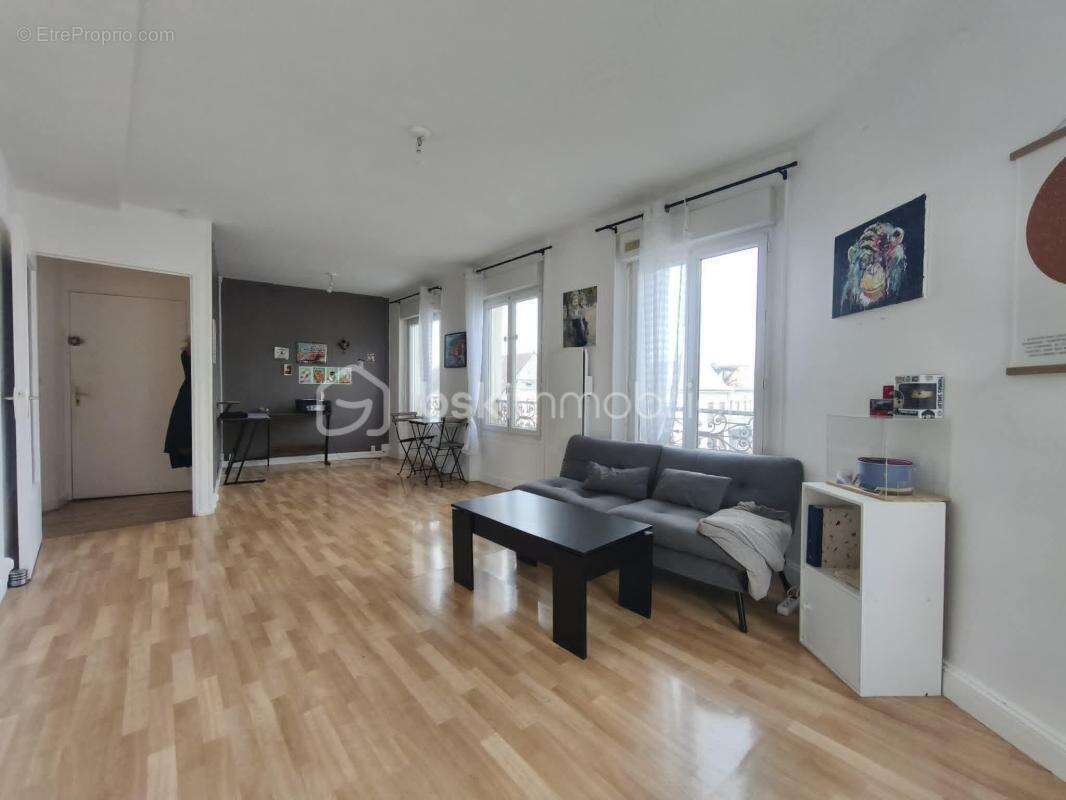 Appartement à MONTMIRAIL