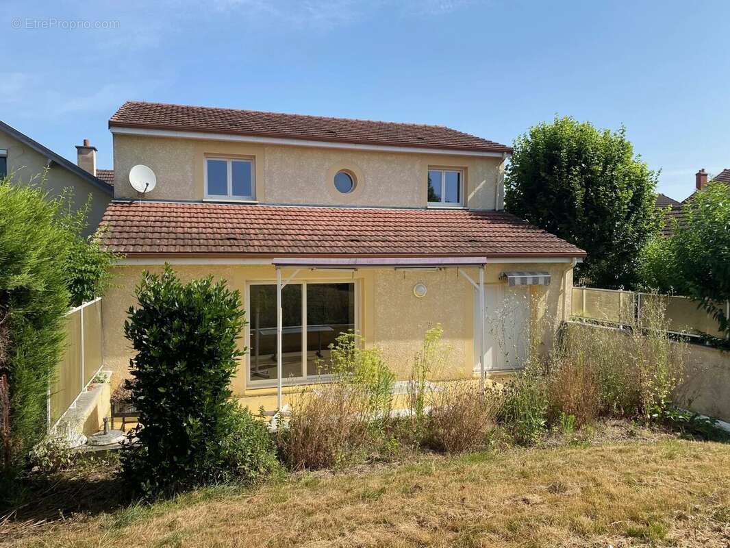 Maison à VITRY-EN-CHAROLLAIS