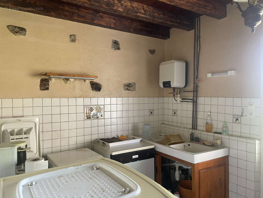 Maison à SAINT-JEAN-LA-VETRE