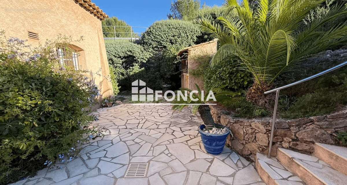 Maison à LA CROIX-VALMER