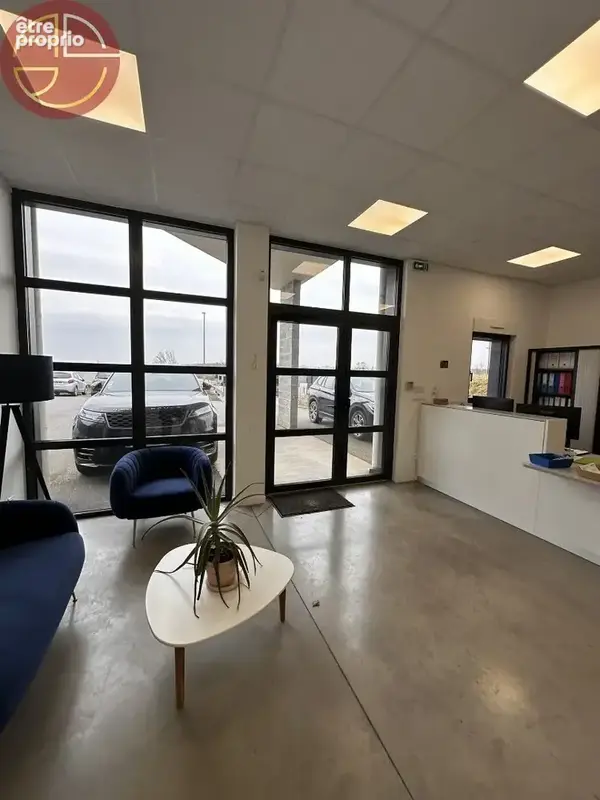 Commerce 900 m² à vendre à L'isle-Jourdain (32600) - photo 6