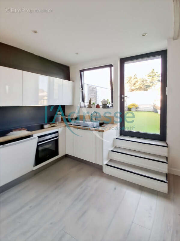 Appartement à SURESNES
