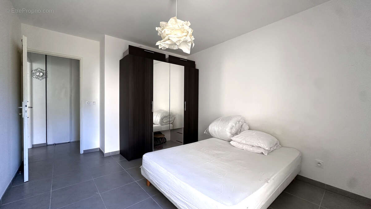 Appartement à MARSEILLE-14E