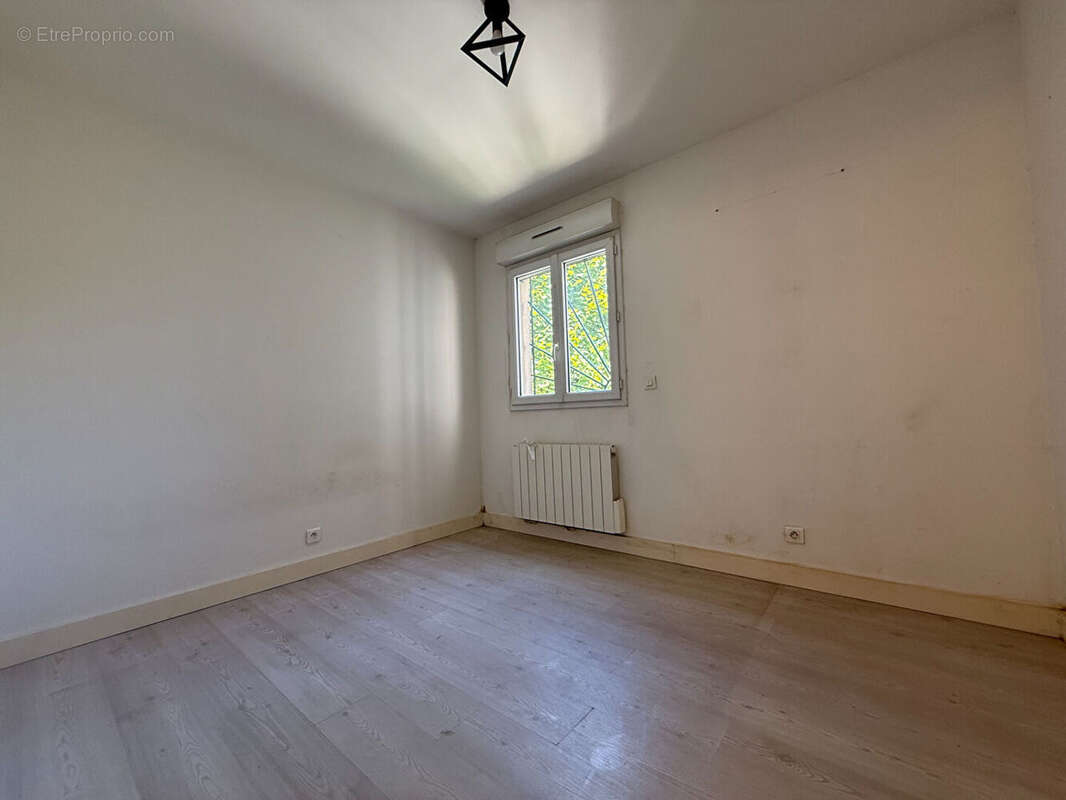 Villejuif  Maison 5 pièces avec jardin - photo 11