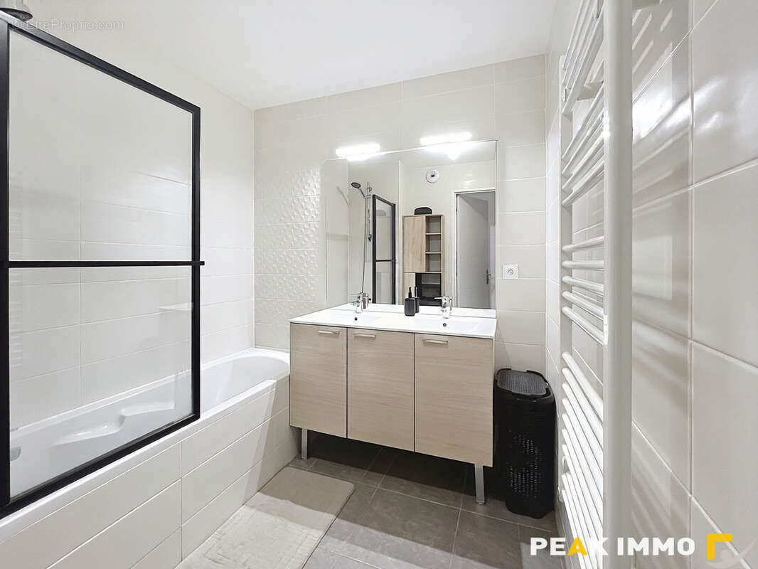 Appartement à DOUSSARD