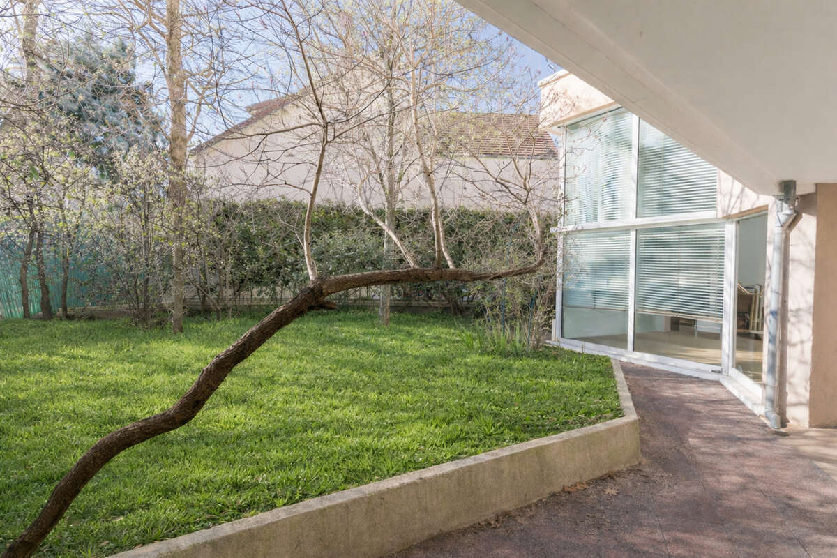 Appartement à VERRIERES-LE-BUISSON