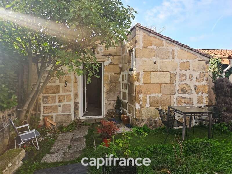 Maison familiale avec jardin & studio indépendant – Saint-André-de-Cubzac ( haut de Port de Plagne) - photo 6