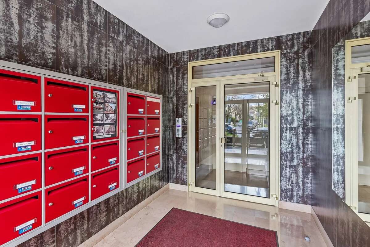 Appartement à SAINT-MAUR-DES-FOSSES