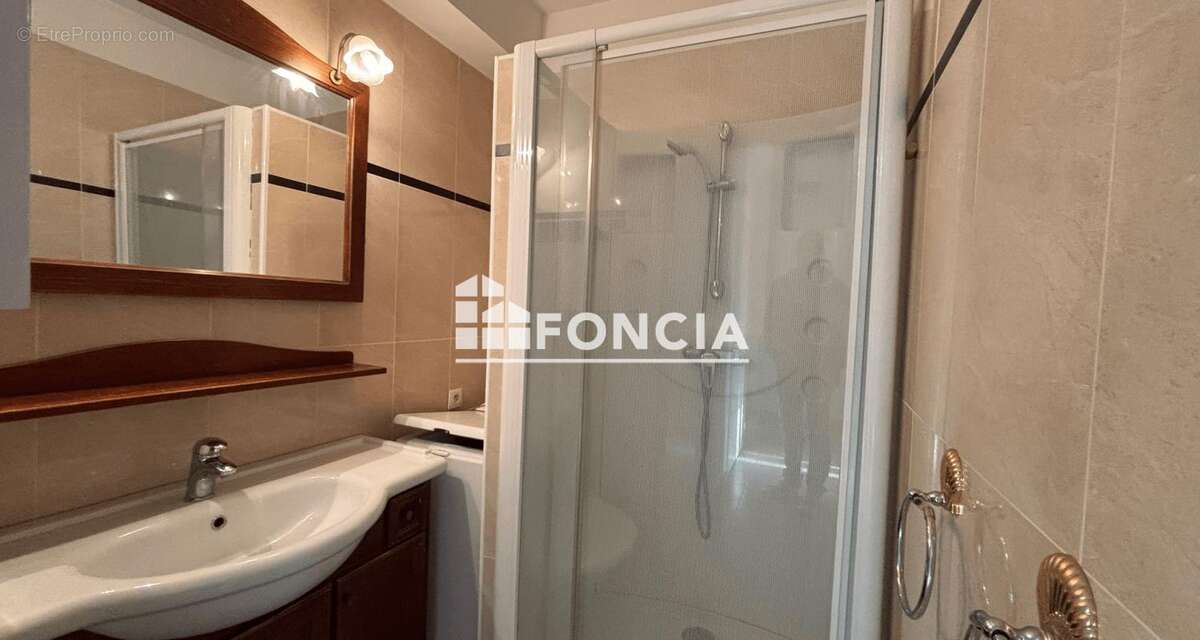 Appartement à VALLAURIS