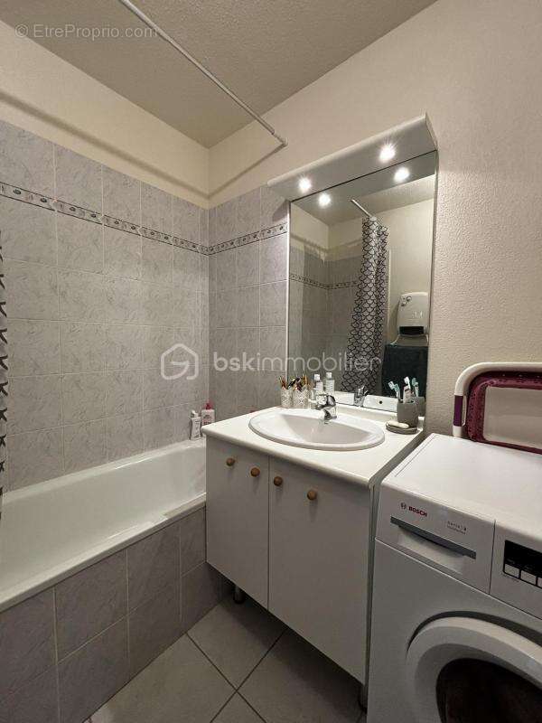 Appartement à BAHO
