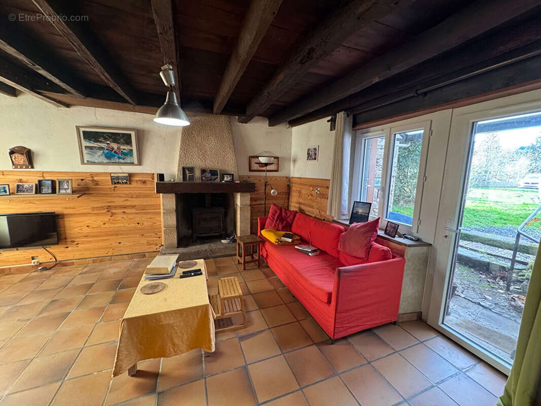 Maison à ARRENES