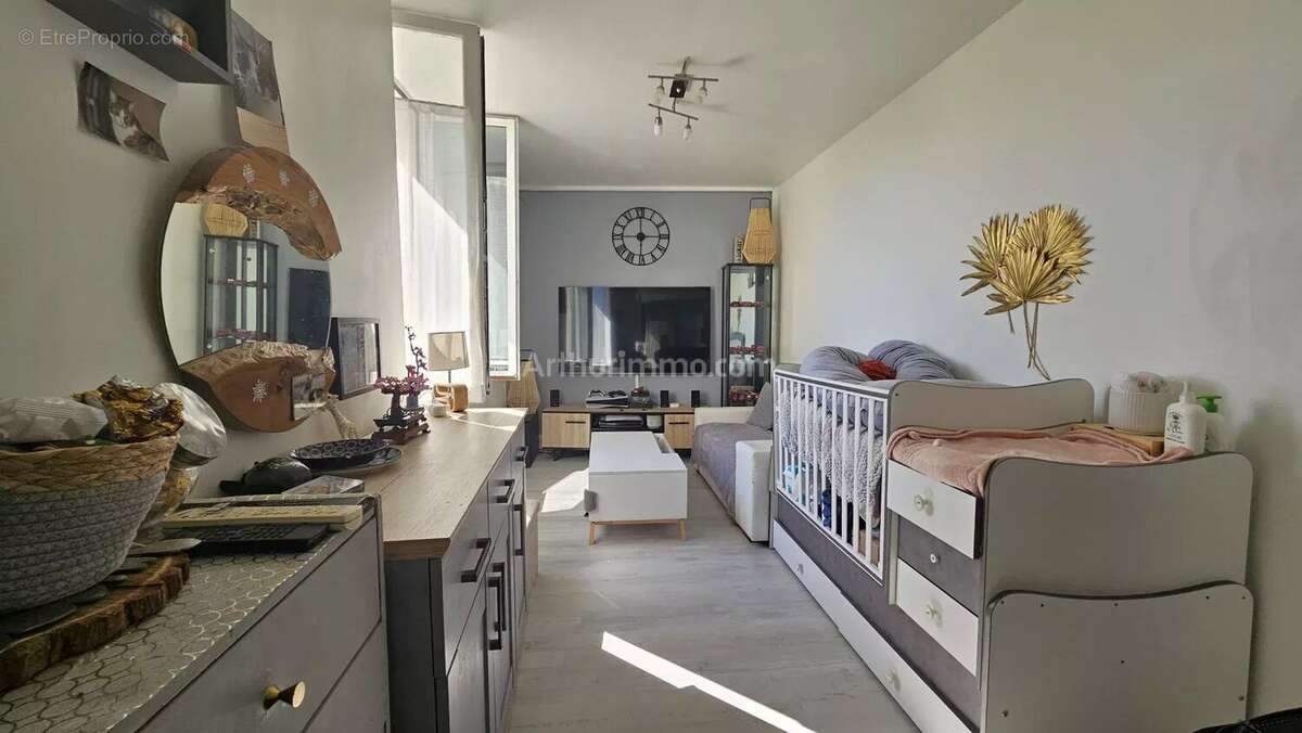 Appartement à MONTLHERY