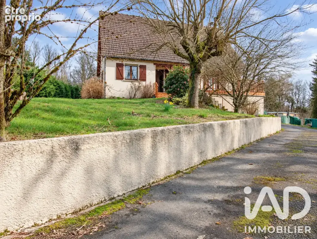 Photo 1 - Maison à SARRAN
