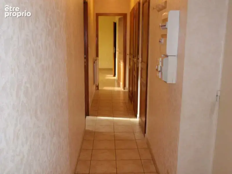 GRAND APPARTEMENT  au 3ème  avec ascenseur ... - photo 5