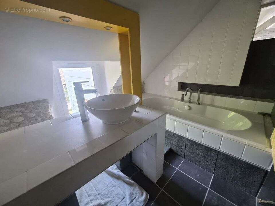 Maison à CHAPELON