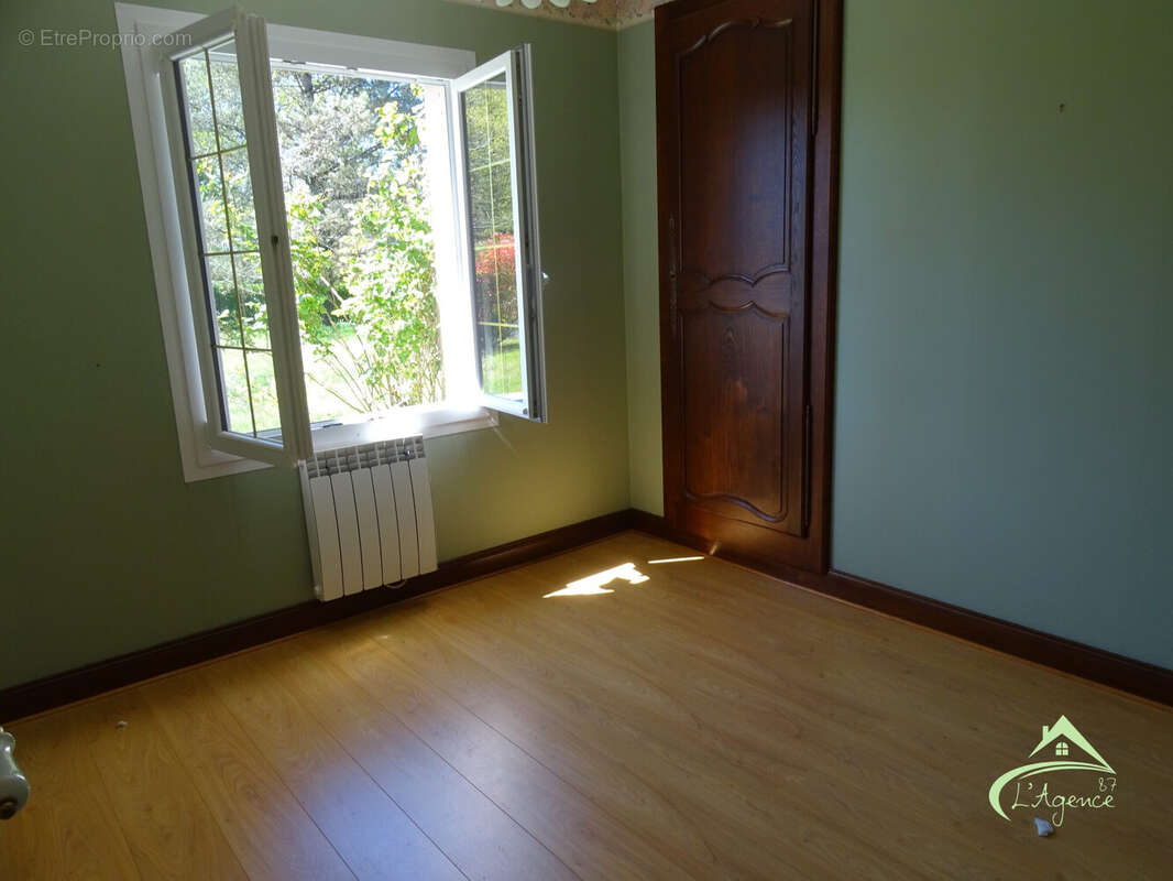 Maison à SAINT-JUNIEN