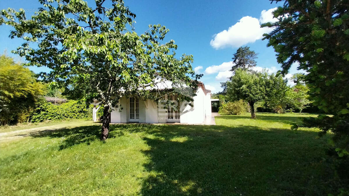 Maison à PORT-SAINTE-FOY-ET-PONCHAPT