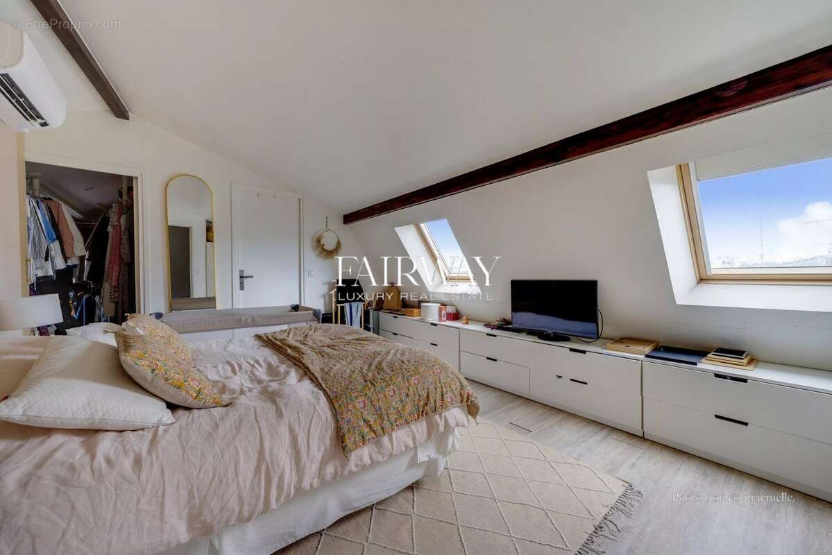 Appartement à PARIS-9E