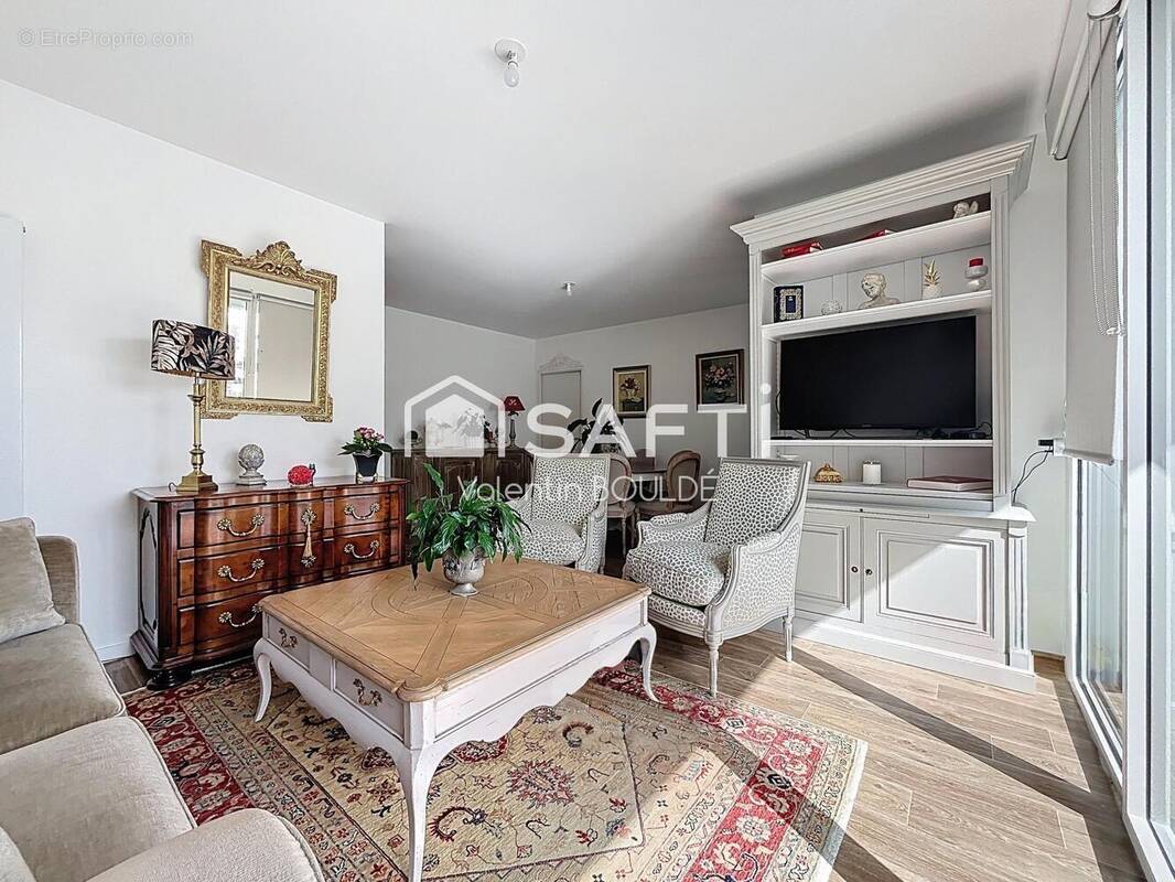 Photo 1 - Appartement à BORDEAUX