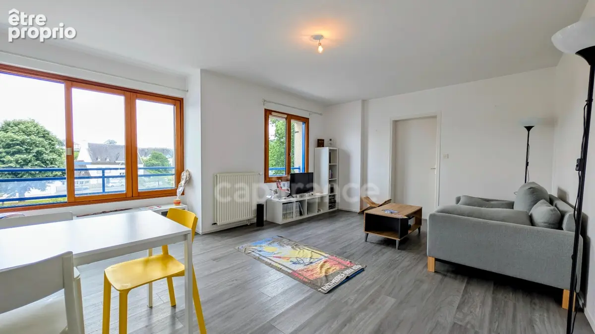 Appartement à CHATEAULIN