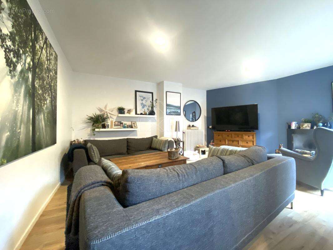 Maison à FRENEUSE