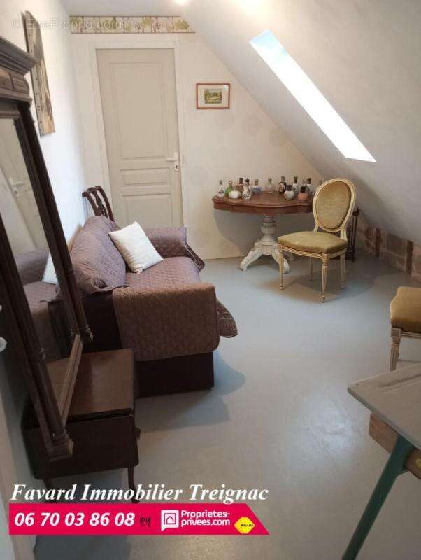 Maison à TREIGNAC