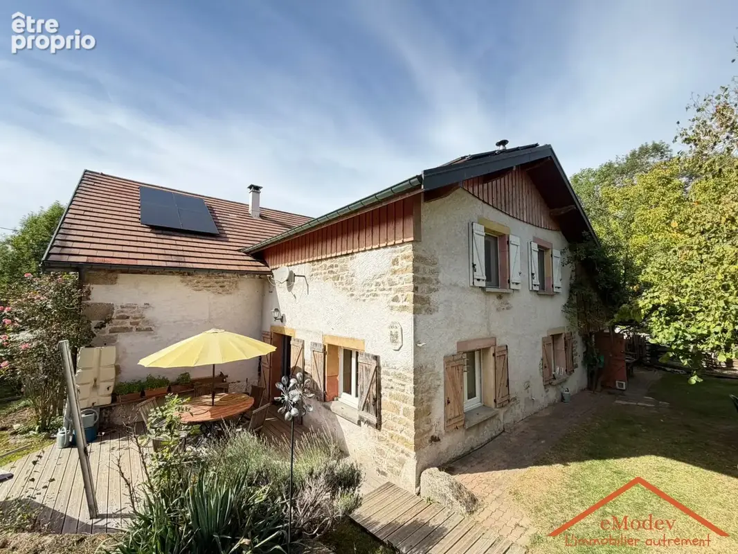 Maison 8 pièces 237 m² à vendre à Hadol (88220) - photo 2