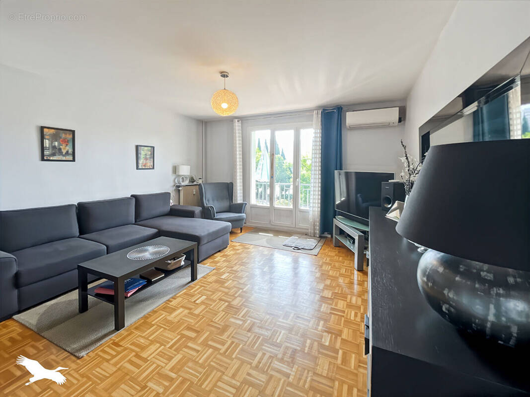Appartement à MARSEILLE-11E