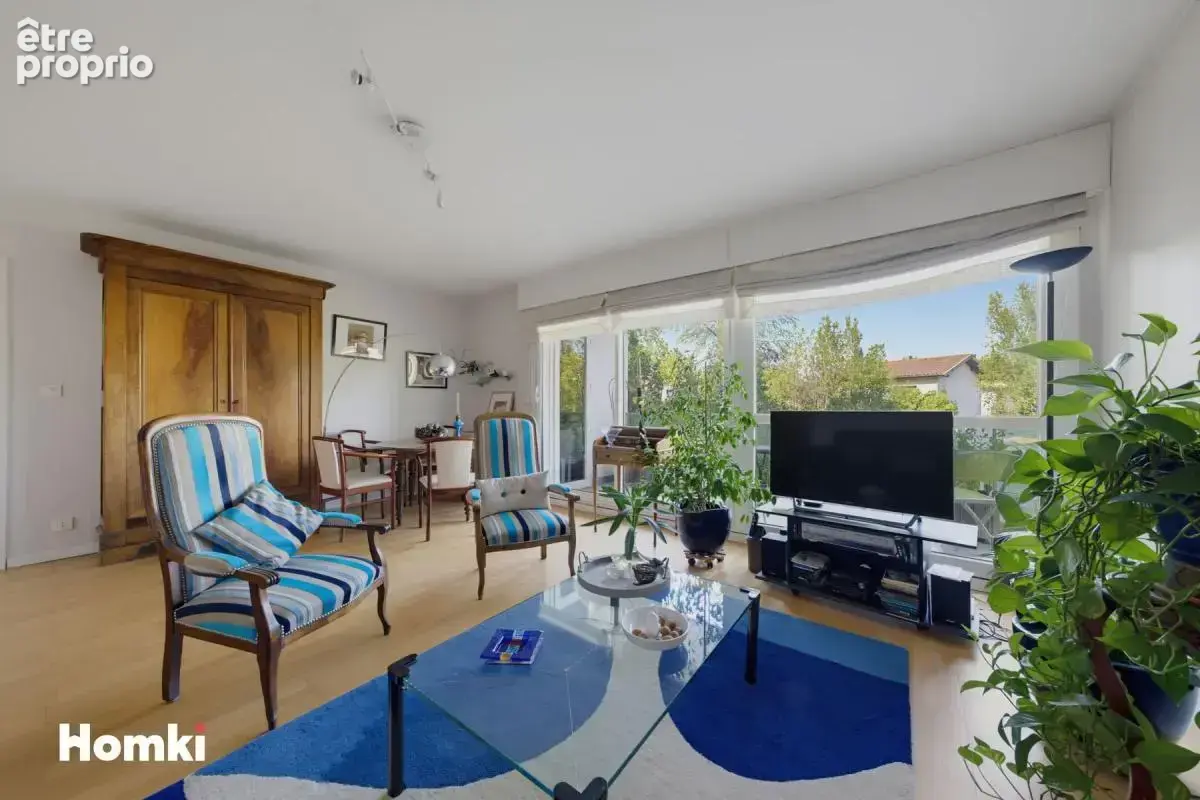 Appartement T5 de 96 m² à Bordeaux 33000, Rue Caillou - photo 1