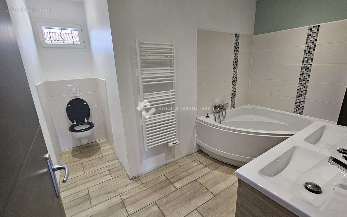 Maison 145 m² à Banne  - photo 9