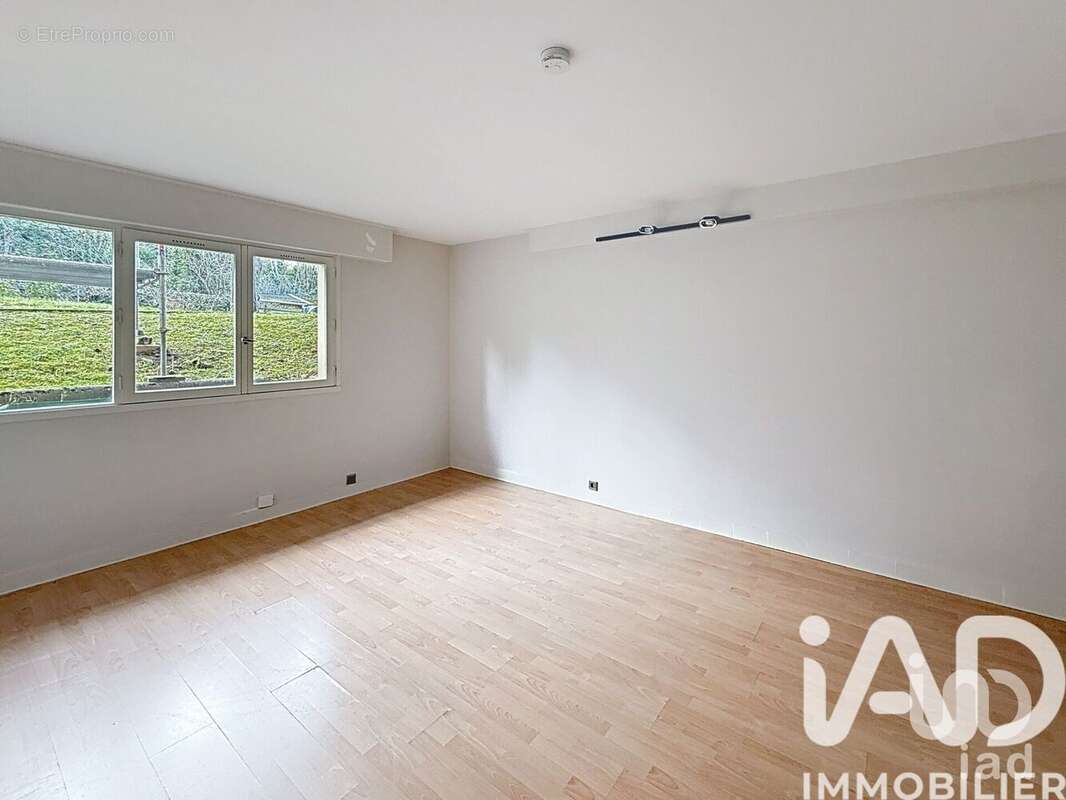 Photo 2 - Appartement à VAUCRESSON