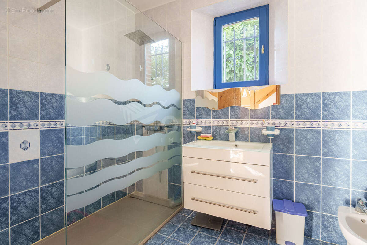 Maison à EGRISELLES-LE-BOCAGE