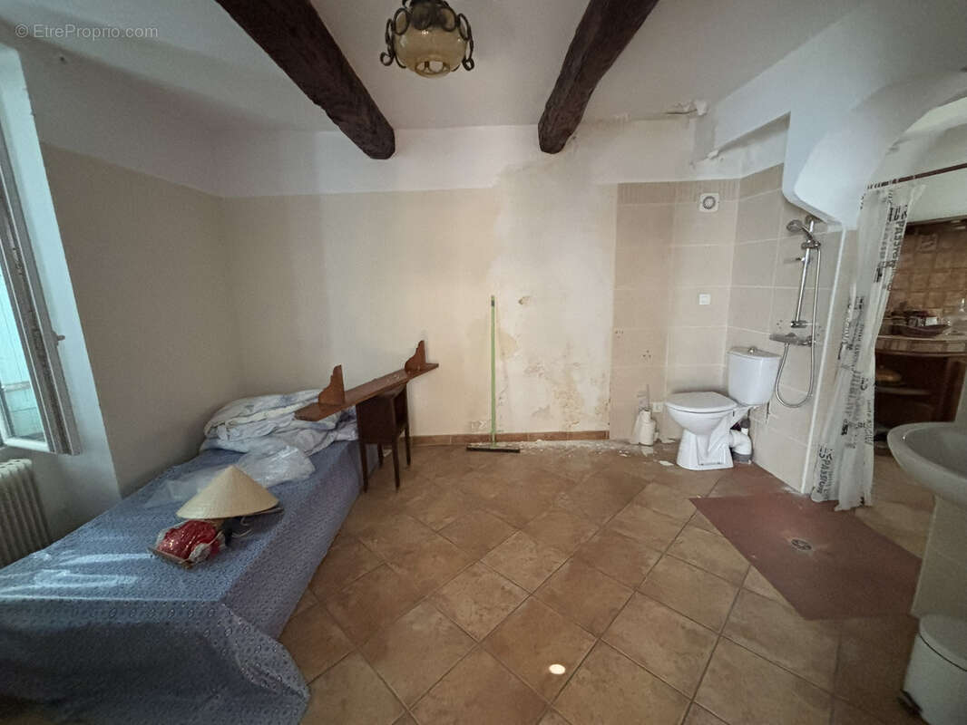 Maison à MIRABEL-AUX-BARONNIES