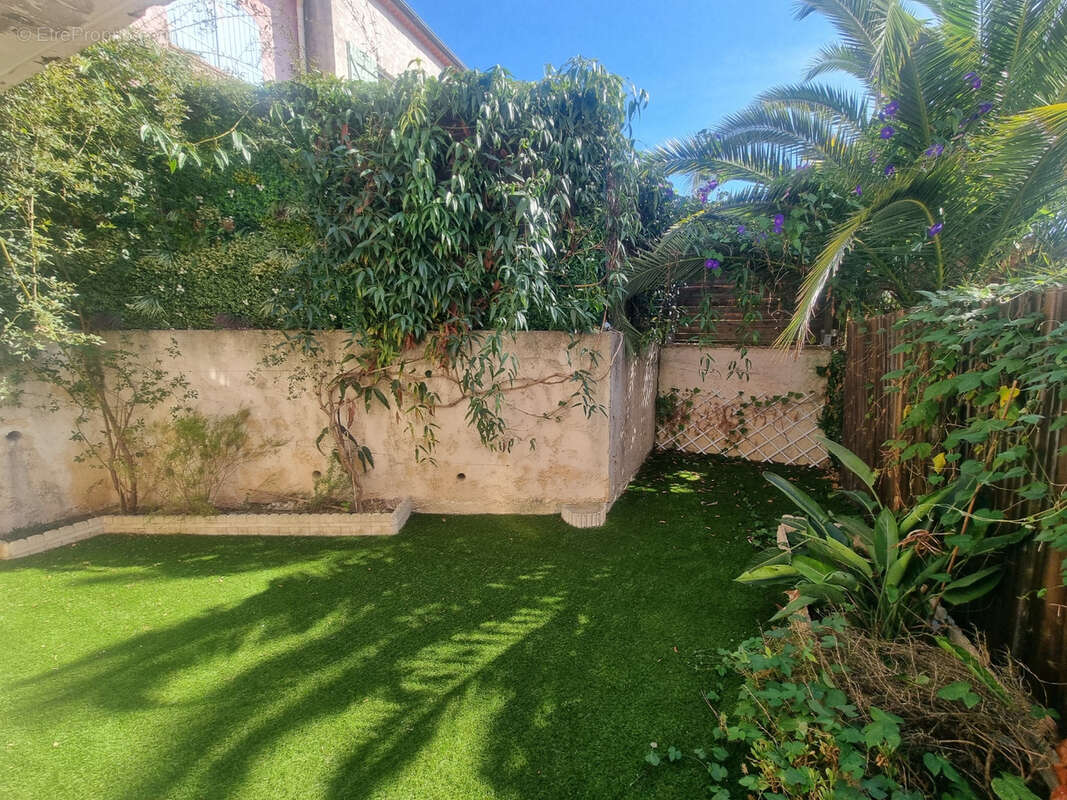 Maison à VILLENEUVE-LOUBET