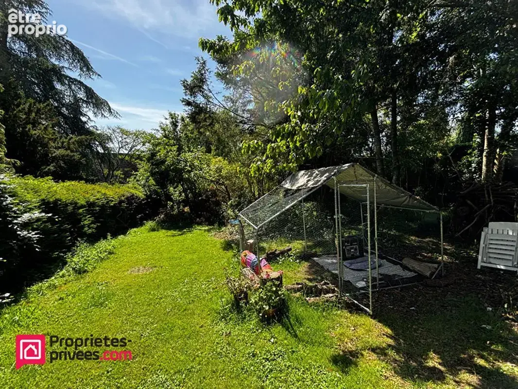 Maison  Indépendante située à Yvré L'Évêque,  8 pièce(s) 157 m2 sur parcelle de 867 m2 - photo 13