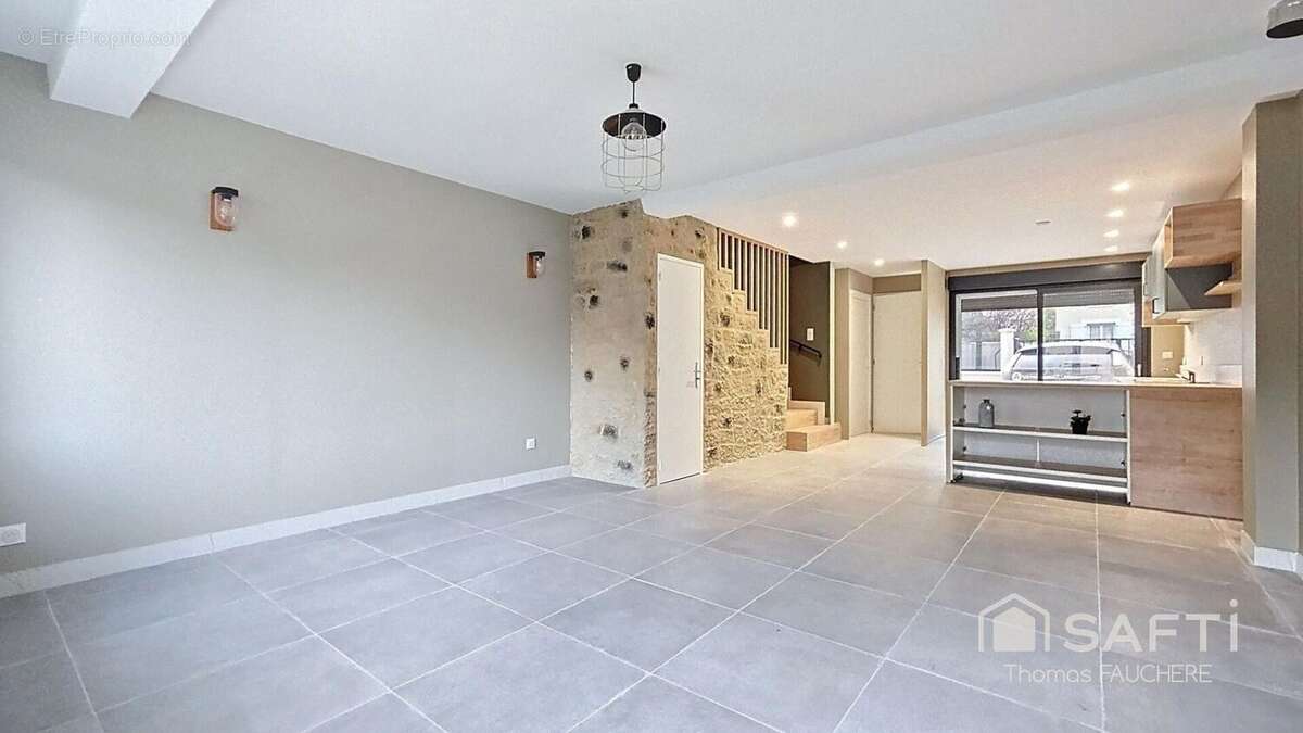 Photo 2 - Maison à GAGNY