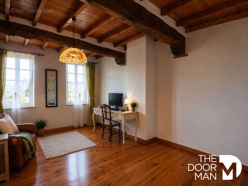 Maison à LONGAGES