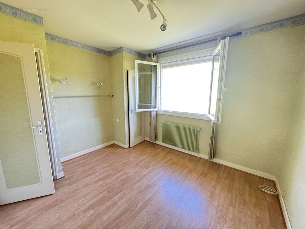 Maison à MONCEAUX-SUR-DORDOGNE