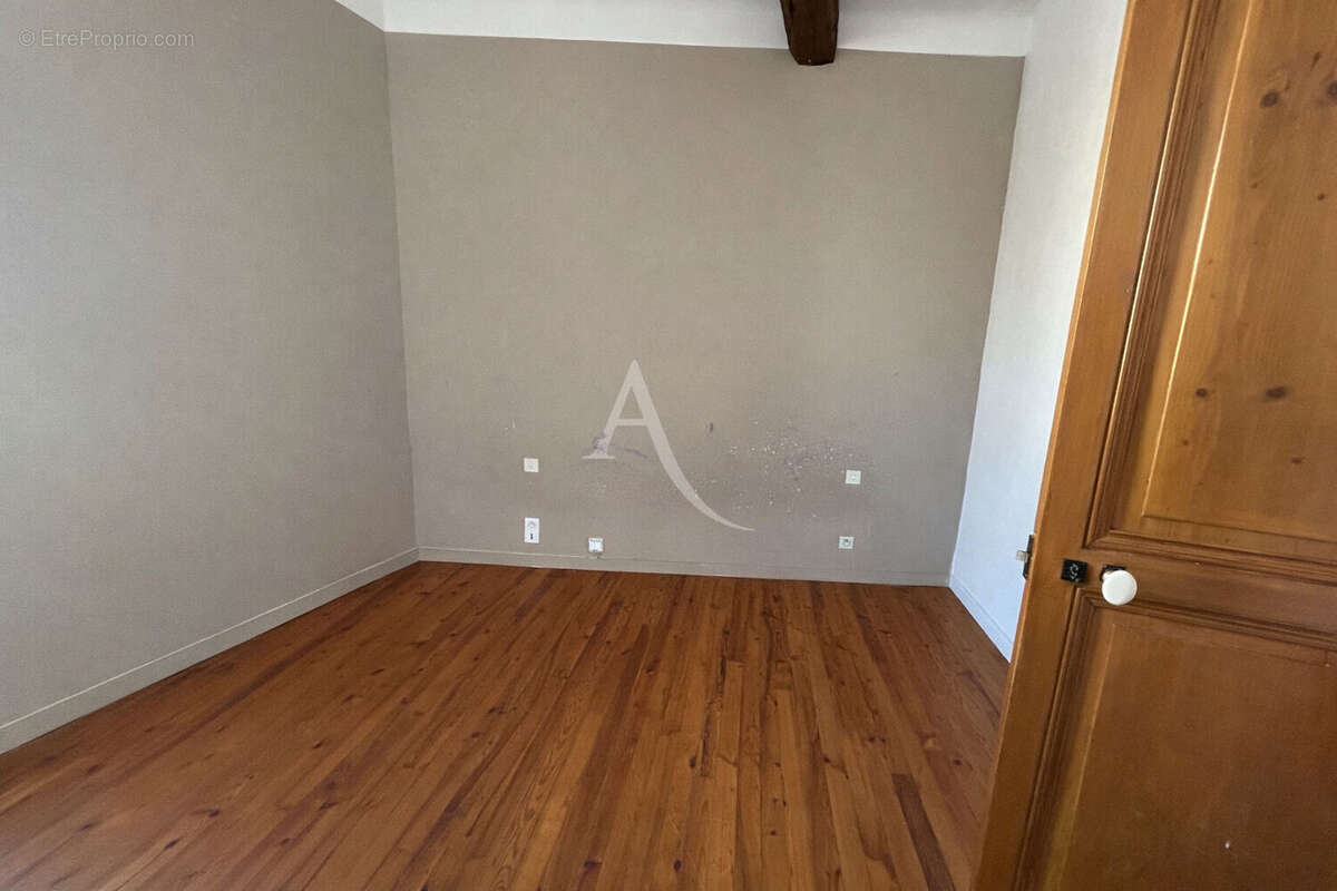 Appartement à CARCASSONNE