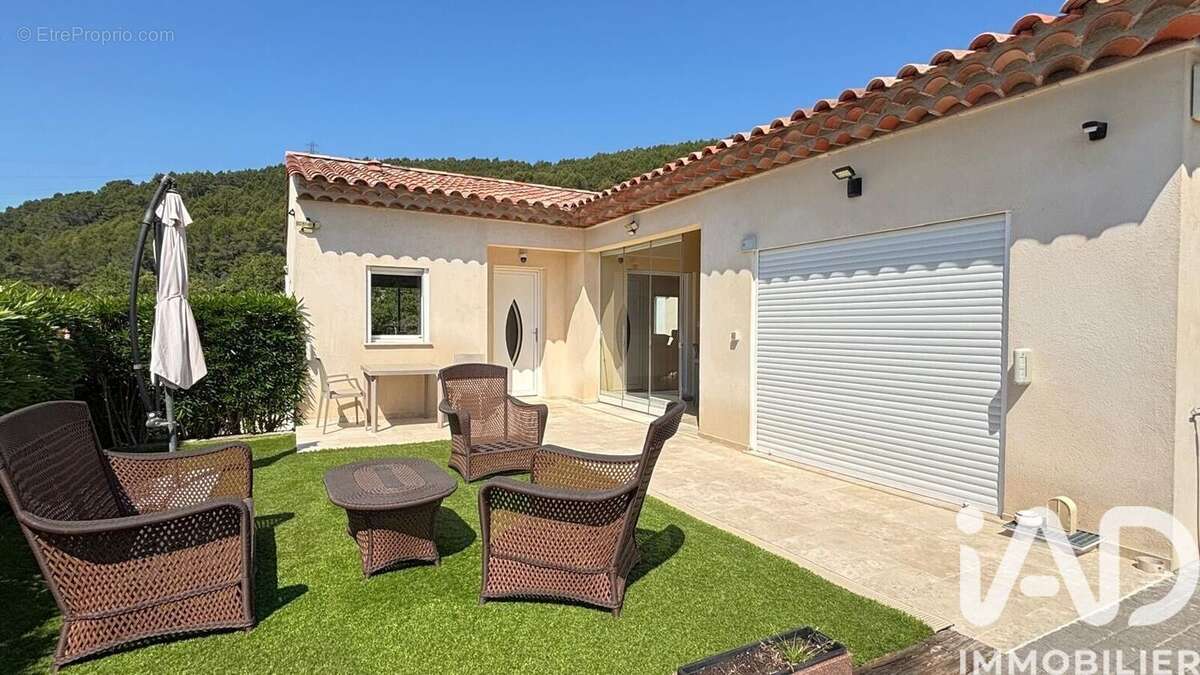 Photo 3 - Maison à LA MOTTE