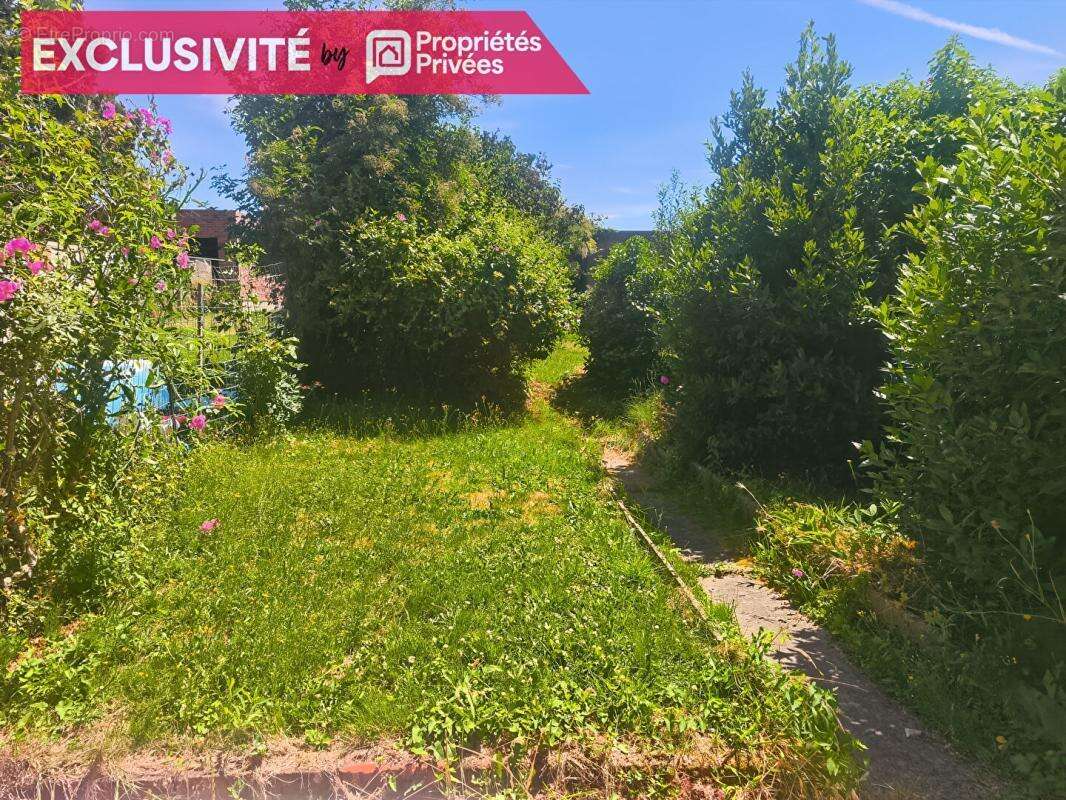 WATTRELOS, maison de type 1930 au beau potentiel avec jardin - photo 2