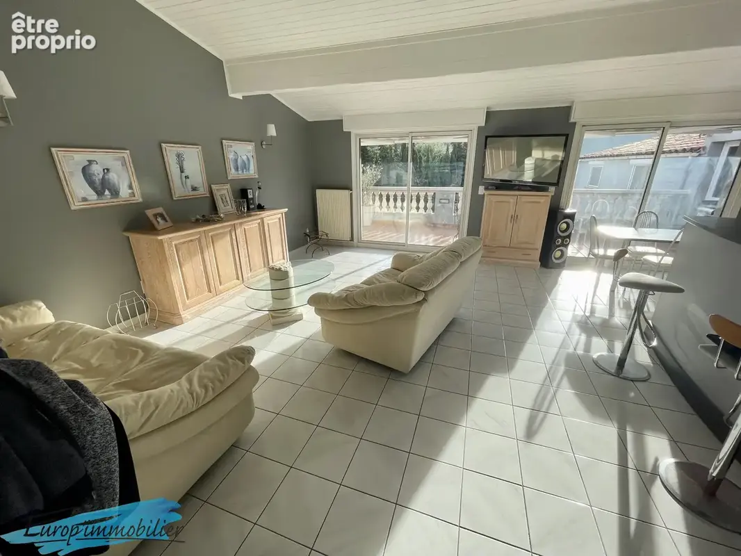Atelier, bureaux, appartement et garage à Saint-Paul de Fenouillet - photo 3