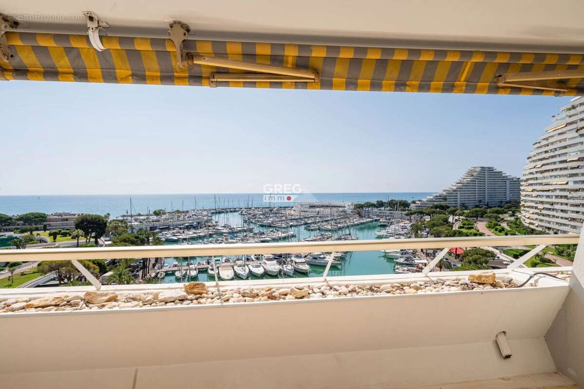 Appartement à VILLENEUVE-LOUBET